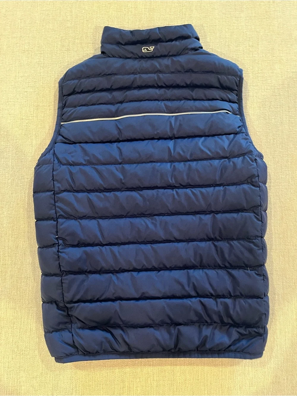 Vineyard Vines insulated puffer
